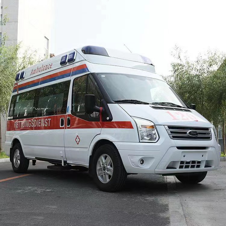 新晃行动不便者长途救护车租赁：安全转运的核心注意事项​